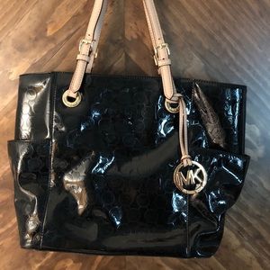 Michael Kors Shiny Black Purse